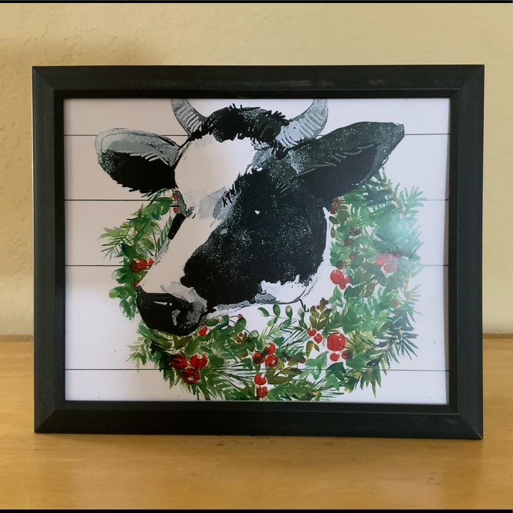 Farmhouse Christmas cow & wreath picture 8x10 w/frame